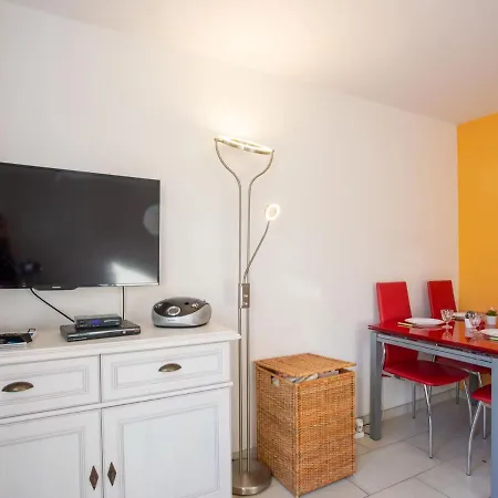 Holiday Le Domaine D'azur-4 By Interhome *